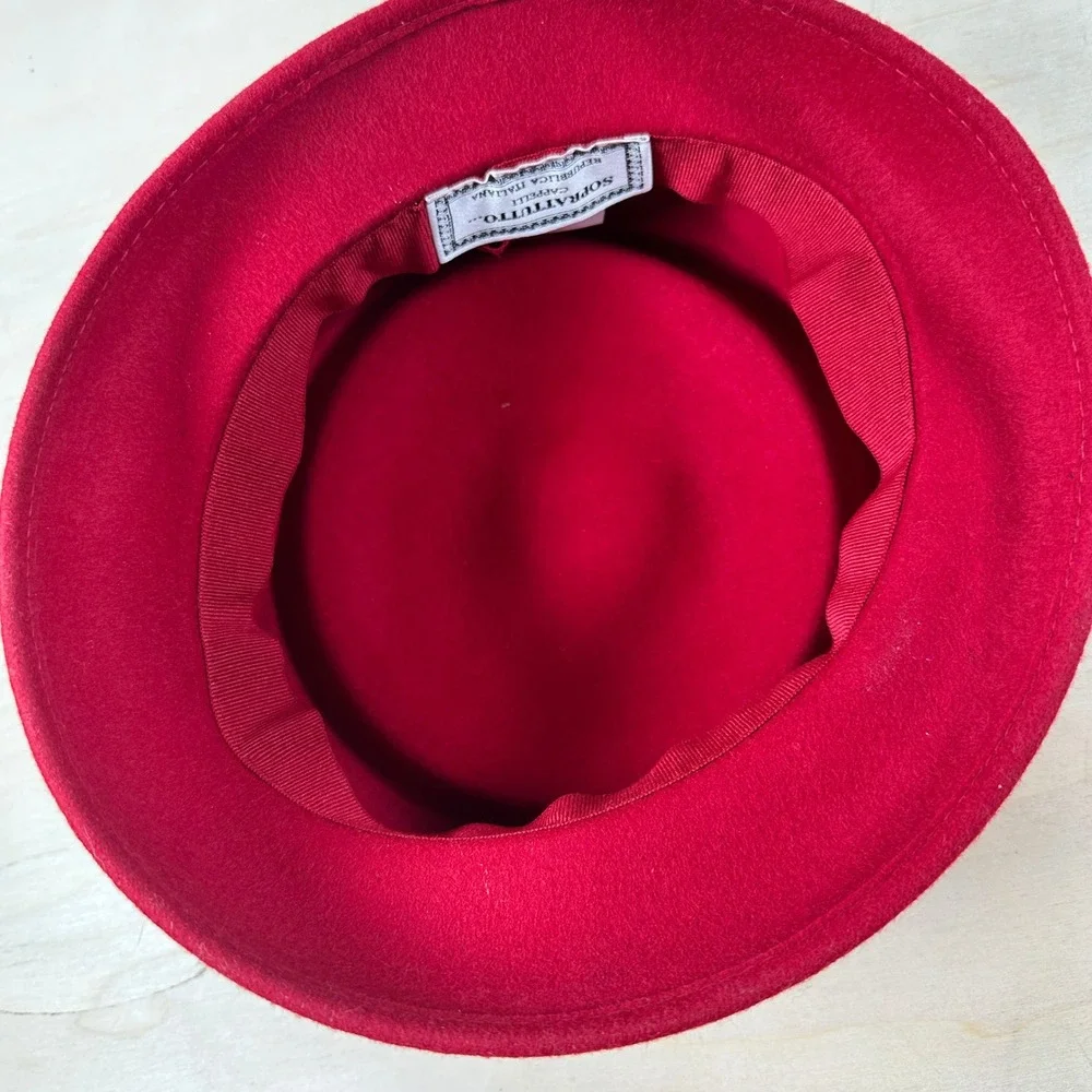 Lot 2 Wool Hats Women's Red Maroon Soprattutto Winter, Dress Rhinestones‎ Italy